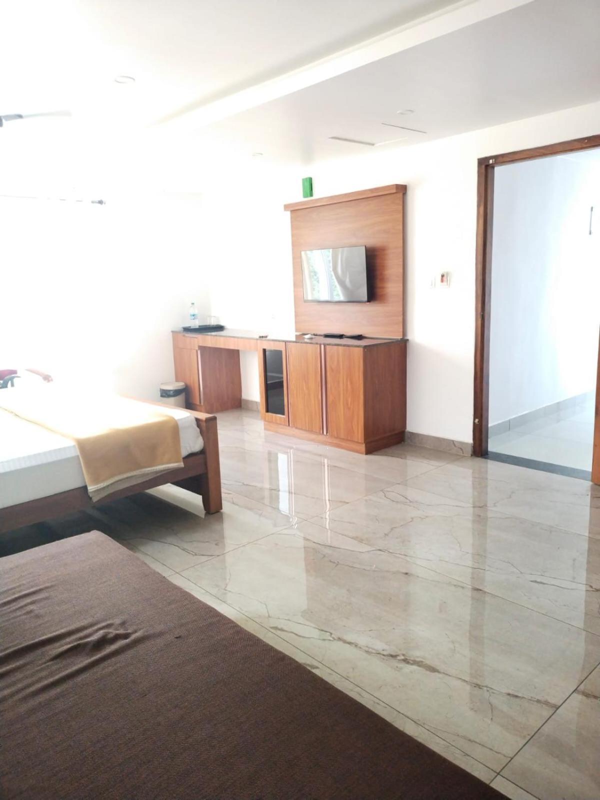 Blossom Valley Cottage Munnar Room photo